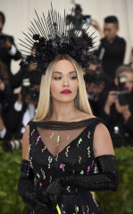 Rita Ora - Met Gala in New York 05/07/2018 фото №1068463