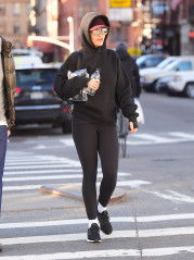 Rita Ora Leaving A Gym Academy in New York 01/25/2018 фото №1035179