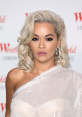 Rita Ora - Westfield London 10th Anniversary Celebrations 10/30/2018 фото №1113103