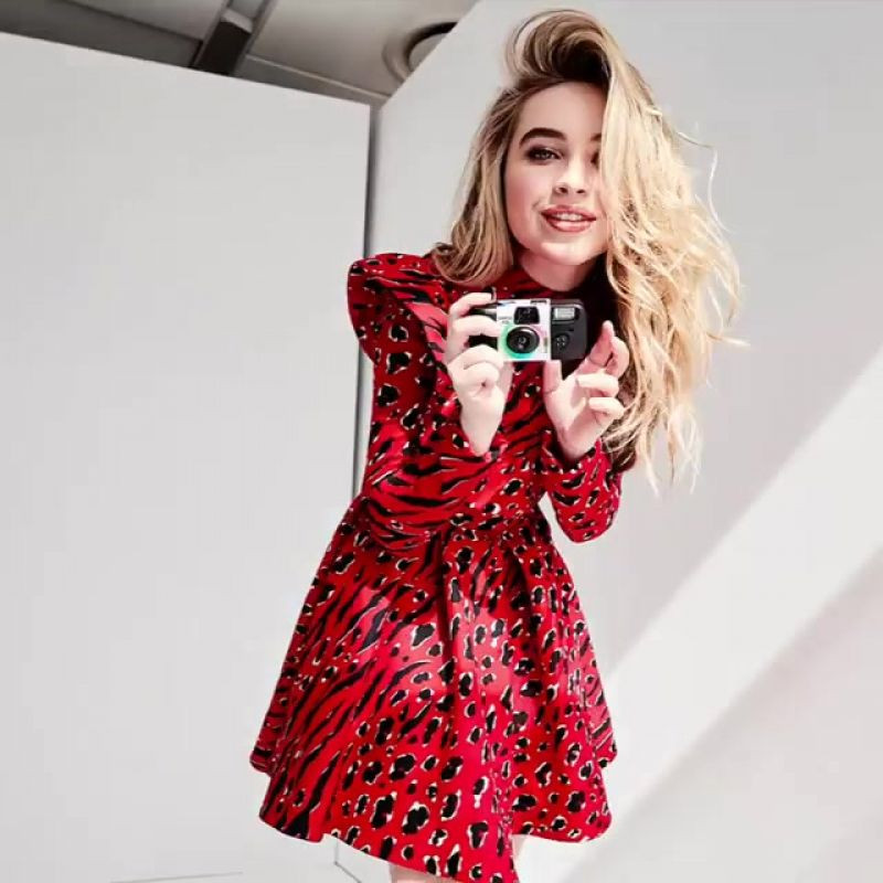 Сабрина Карпентер (Sabrina Carpenter)