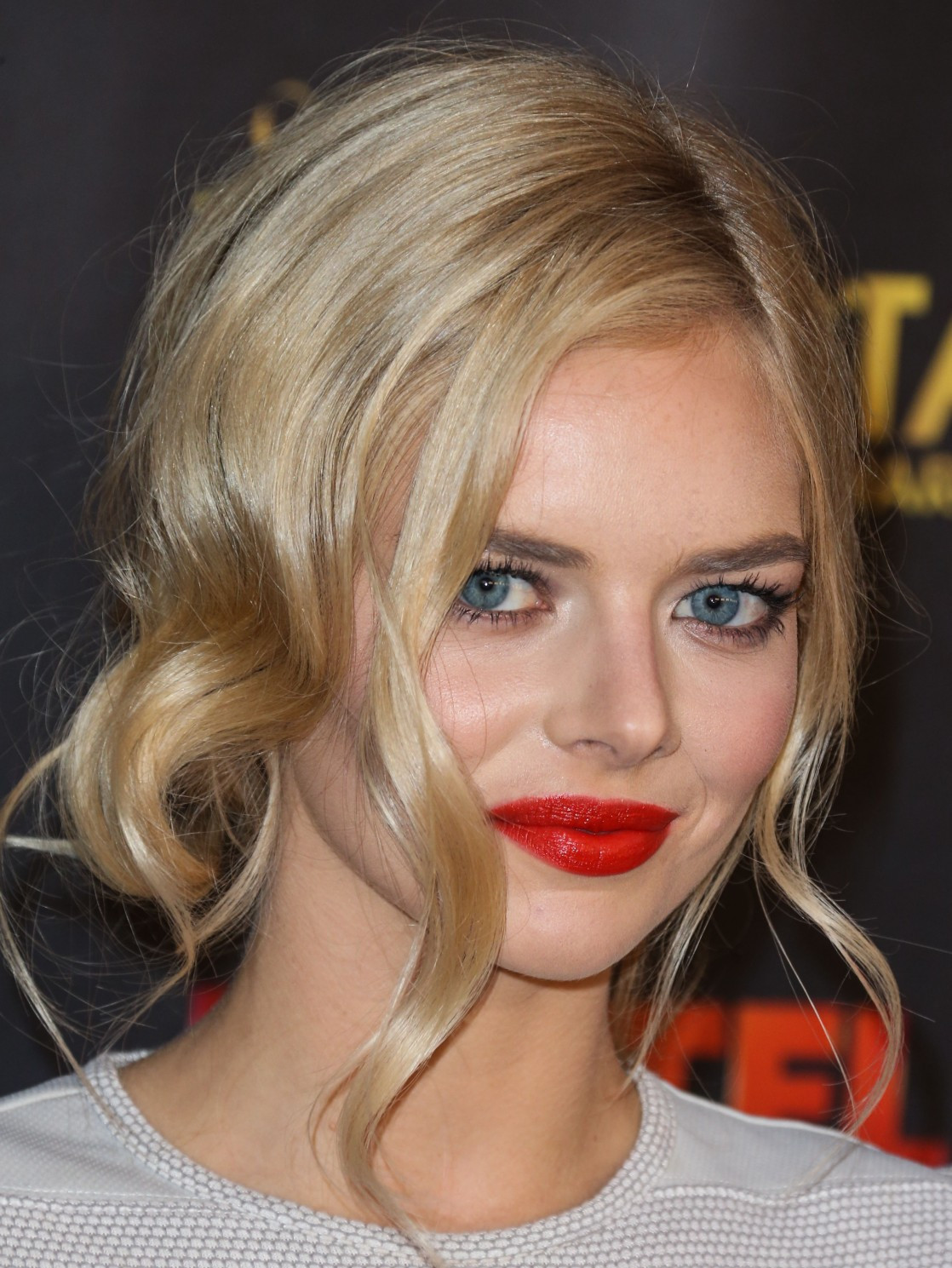 Самара Уэвинг (Samara Weaving)