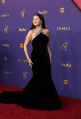 Selena Gomez – at 76th Emmy Awards at Peacock Theatre in Los Angeles фото №1403121