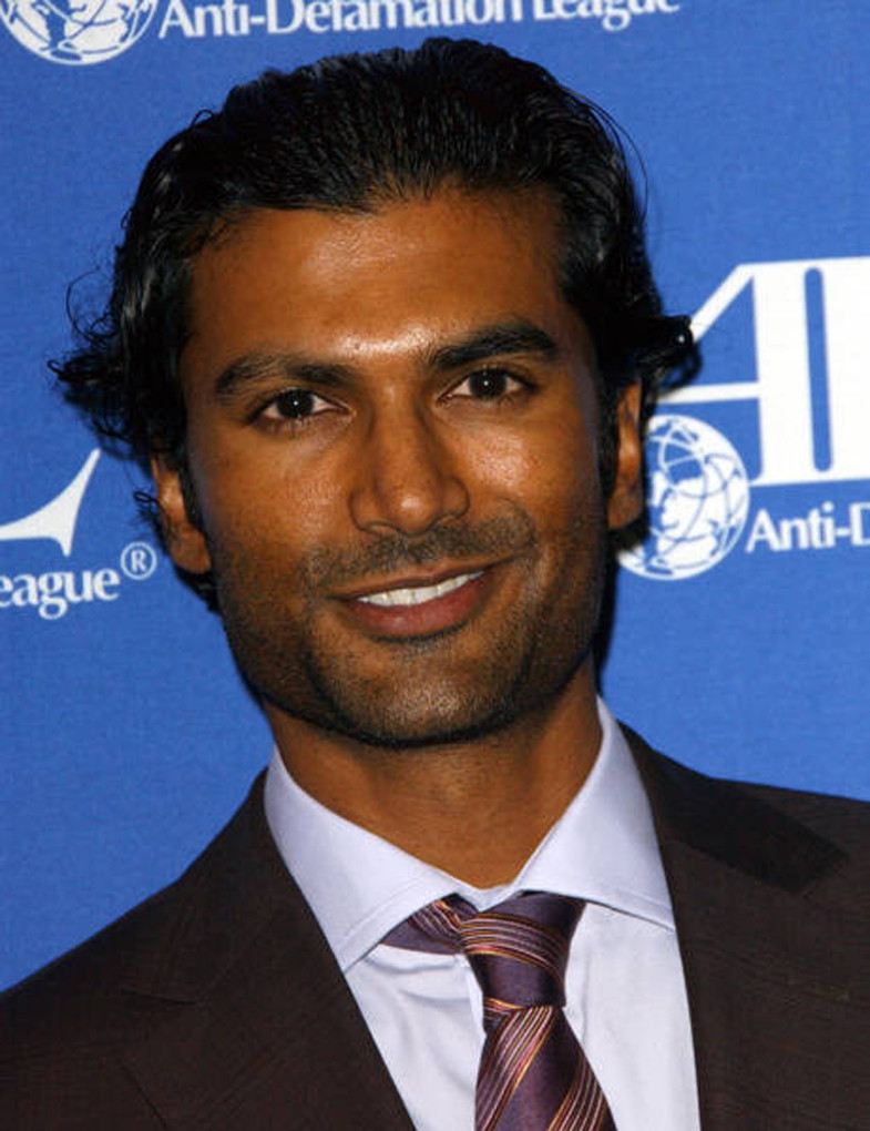 Сендхил Рамамурти (Sendhil Ramamurthy)