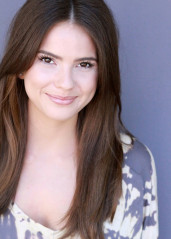 Shelley Hennig фото №802236