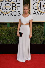 Sienna Miller – Golden Globe Awards in Beverly Hills фото №932482