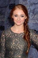 Sophie Turner (actress) фото №782385