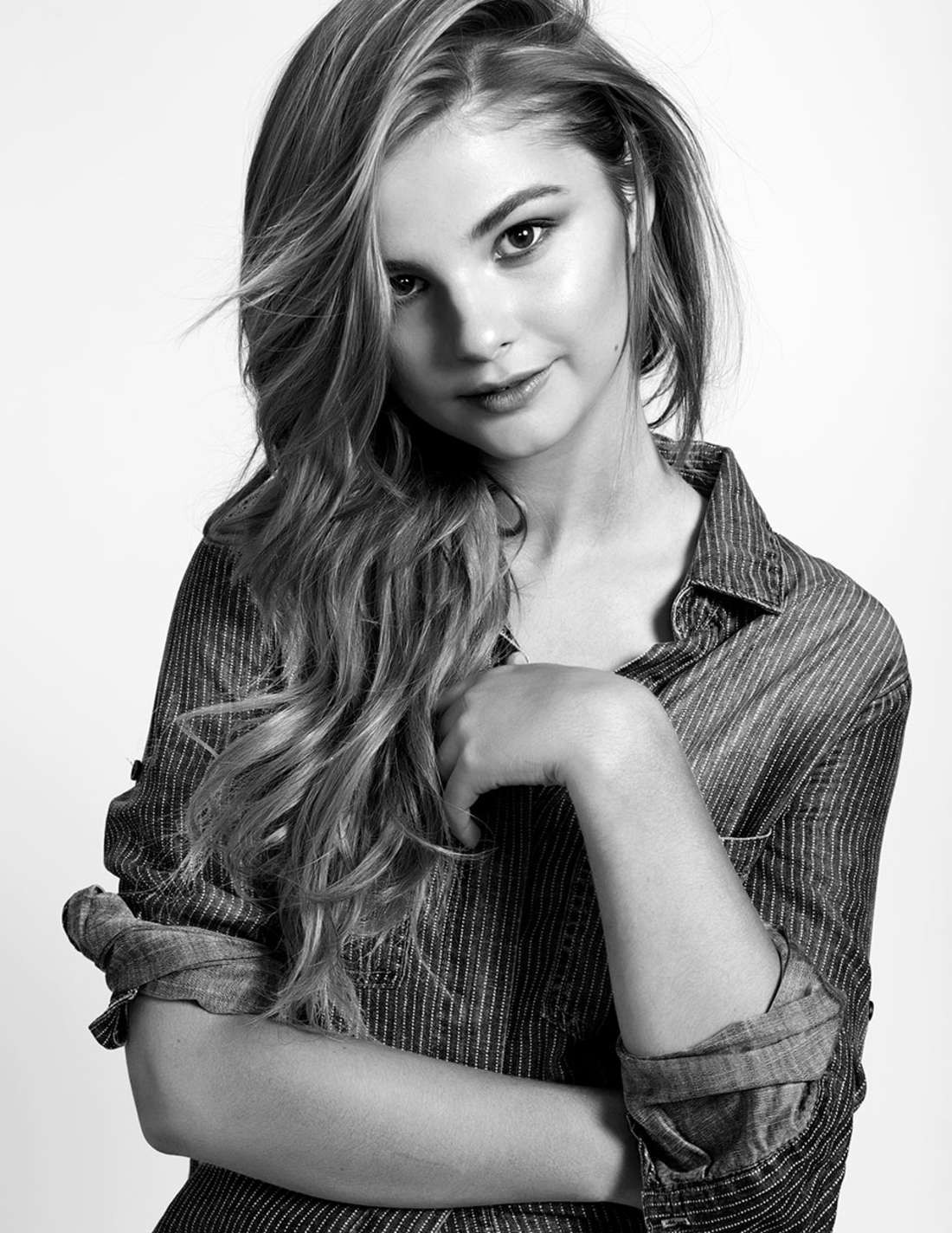 Стефани Скотт (Stefanie Scott)