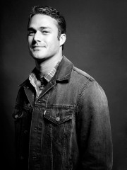 Taylor Kinney фото №685419