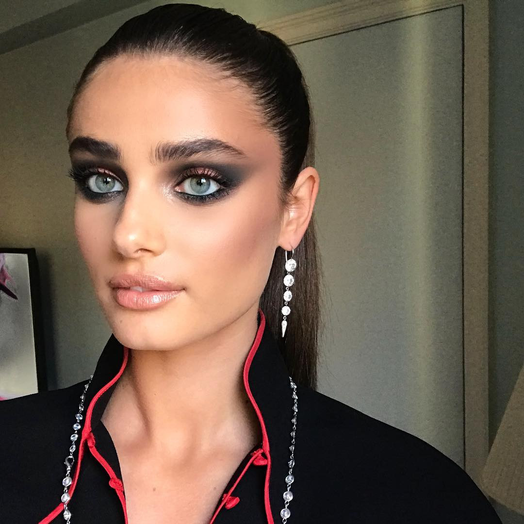 Тейлор Хилл (Taylor Hill)