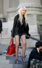 Taylor Momsen фото №259240