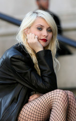 Taylor Momsen фото №259241