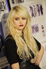 Taylor Momsen фото №454658