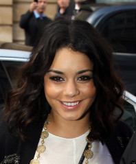 Vanessa Hudgens фото №473643