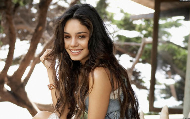 Vanessa Hudgens фото №232337