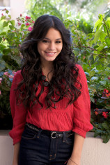 Vanessa Hudgens фото №249940