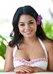 Vanessa Hudgens фото №459243