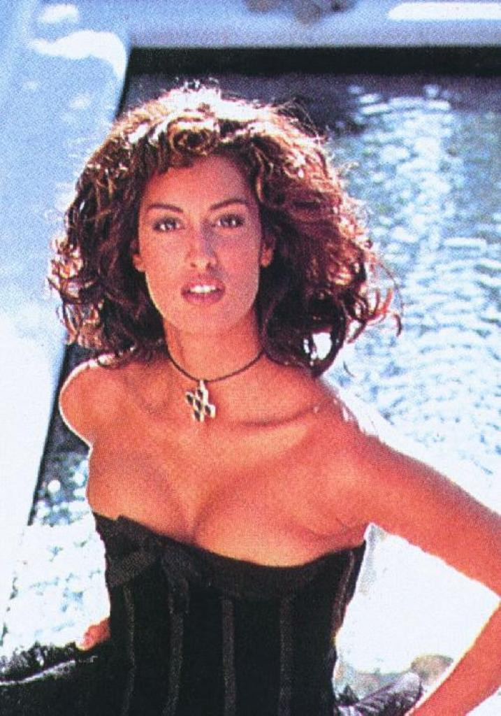 Ясмин Гаури (Yasmeen Ghauri)