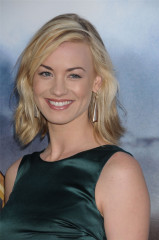 Yvonne Strahovski фото №424790