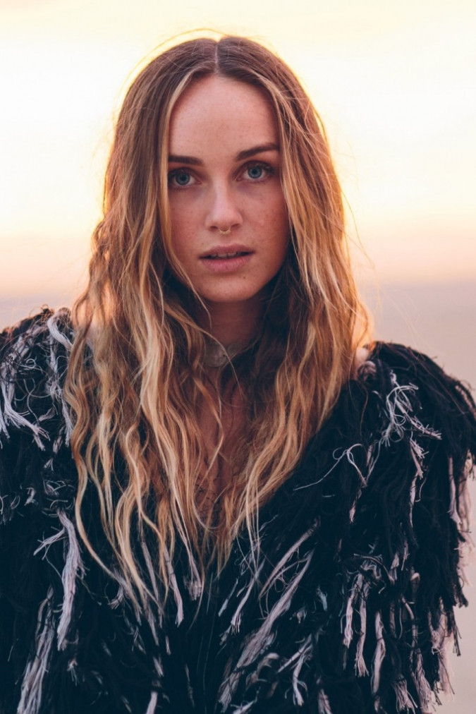 Zella Day (Zella Day)