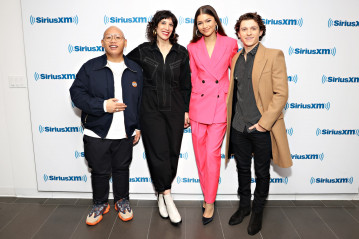 Zendaya - SiriusXM in New York 12/10/2021 фото №1327570