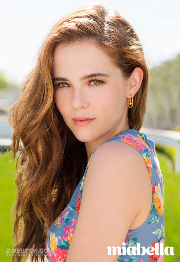 Зои Дойч (Zoey Deutch)