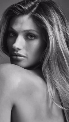 Maggie Rawlins