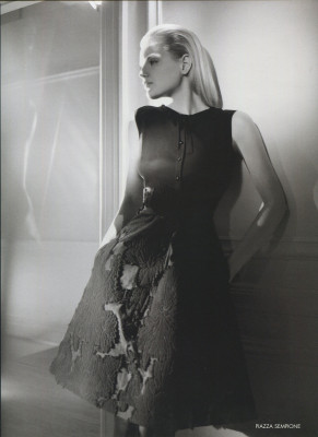 Guinevere van Seenus