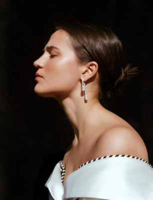 Alicia Vikander