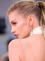 Stella Maxwell