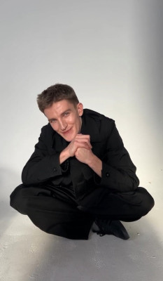 Ewan Mitchell