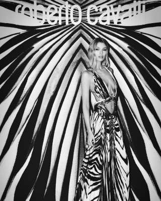 Stella Maxwell