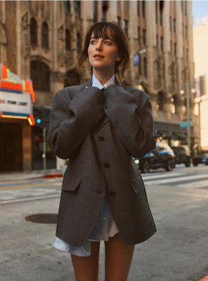Dakota Johnson