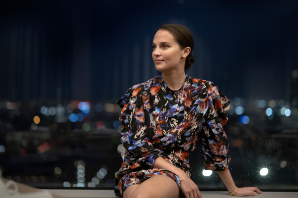 Alicia Vikander