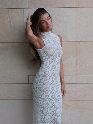 Lorena Rae
