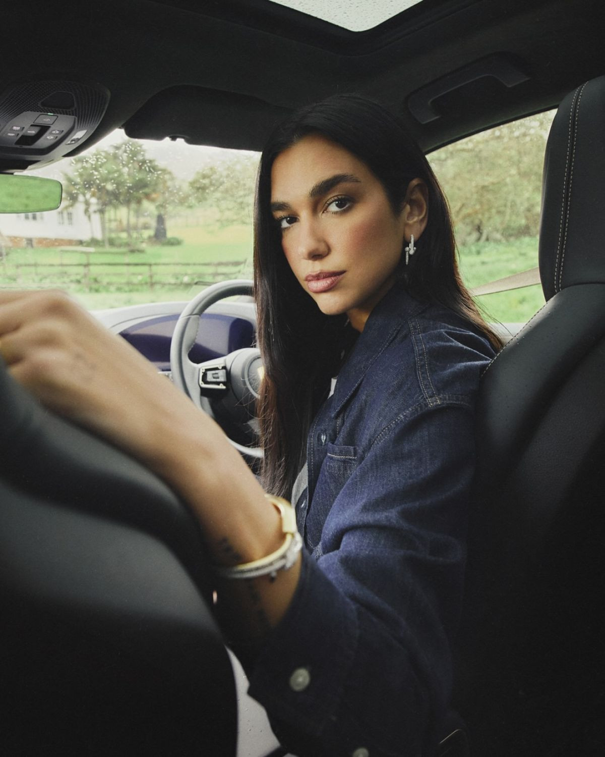 Dua Lipa
