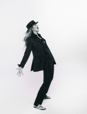 Elle Macpherson