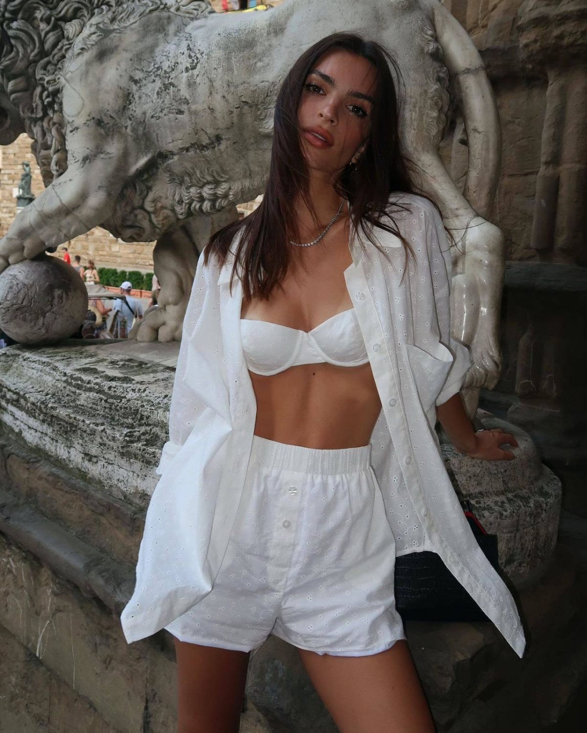Emily Ratajkowski