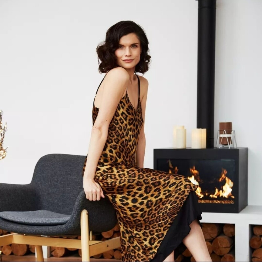 Анна Азарова