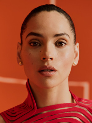 Adria Arjona