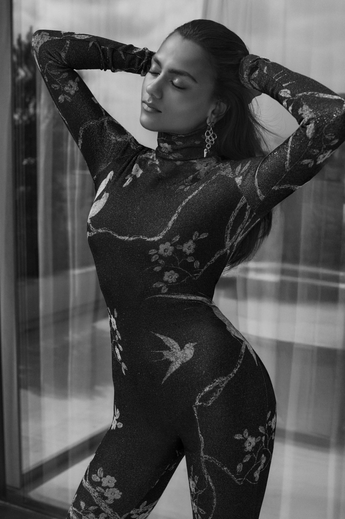 Simone Ashley 