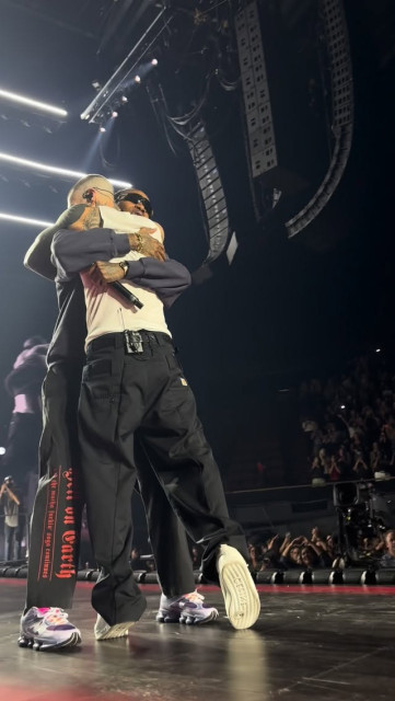 Adam Levine instagram post 790366