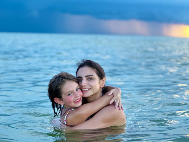 Aislinn Derbez instagram post 788359