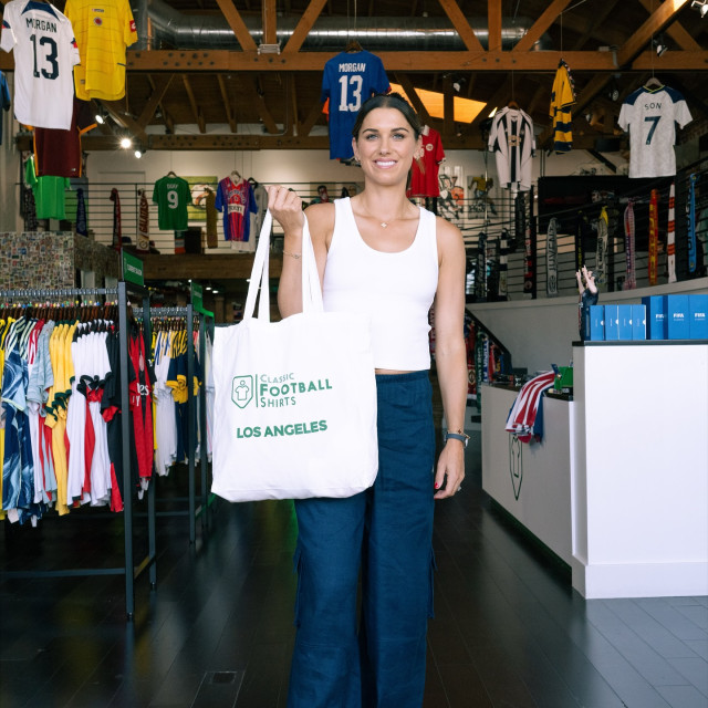 Alex Morgan instagram post 790573