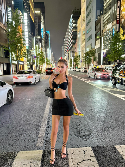 Alexa Dellanos instagram post 789687