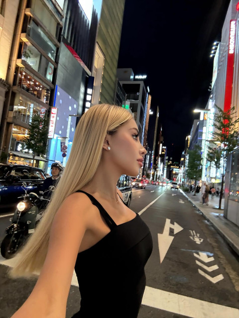 Alexa Dellanos instagram post 790181