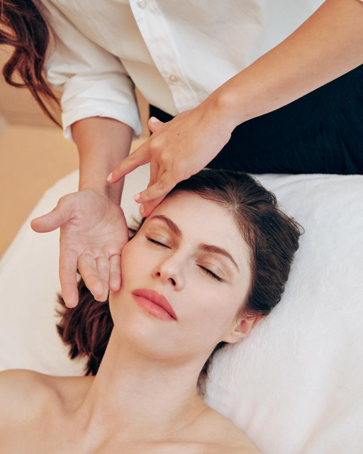 Alexandra Daddario instagram post 790408