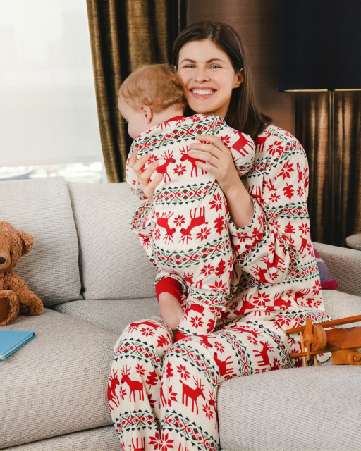 Alexandra Daddario instagram post 790640