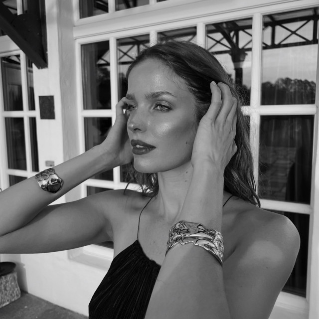 Alisa Ahmann instagram post 777570