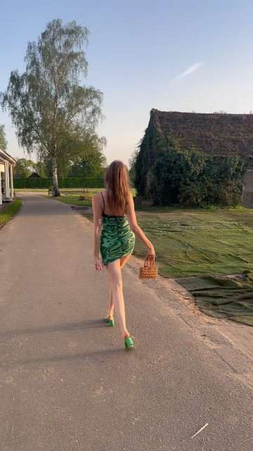 Alisa Ahmann instagram post 778358