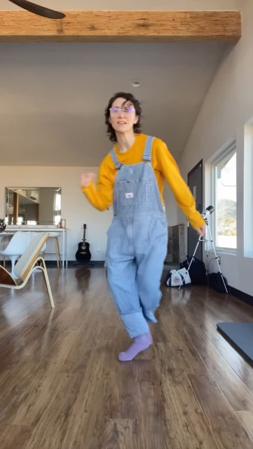 Alyson Stoner instagram post 780175